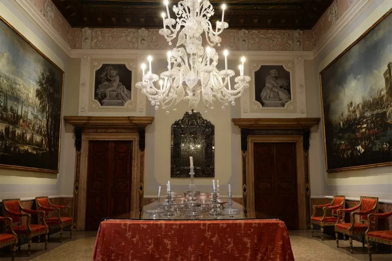 Es-senze a Palazzo Mocenigo, Luca Vitone